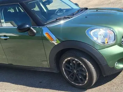 Usata Mini Countryman Business 90 CV (66 kW) 2015 Verde SUV