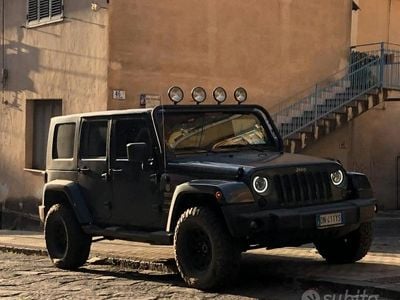 Usata Jeep Wrangler Sahara 177 CV (130 kW) 2008 Blu SUV