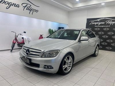 Usata Mercedes C200 136 CV (100 kW) 2008 Argento Berlina