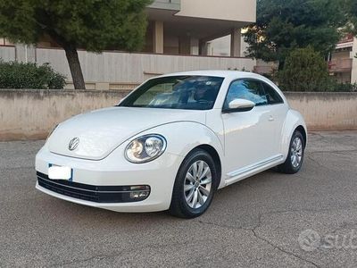 Usata VW Beetle Design 105 CV (77 kW) 2012 Bianco Utilitaria