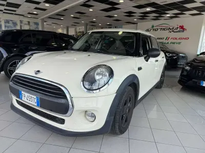 Usata Mini ONE 75 CV (55 kW) 2018 Other Utilitaria