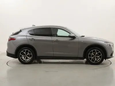 Usata Alfa Romeo Stelvio Ti 190 CV (139 kW) 2021 Grigiogrigio SUV