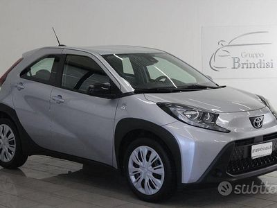 Begagnad Toyota Aygo X Active 72 HK (52 kW) 2022 Vit SUV