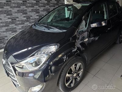 Usata Hyundai ix20 Xpossible 90 CV (66 kW) 2015 Nero Utilitaria
