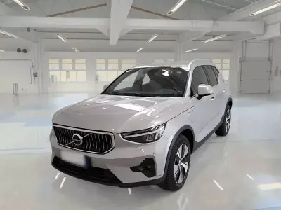 Usata Volvo XC40 Core 129 CV (94 kW) 2022 SUV