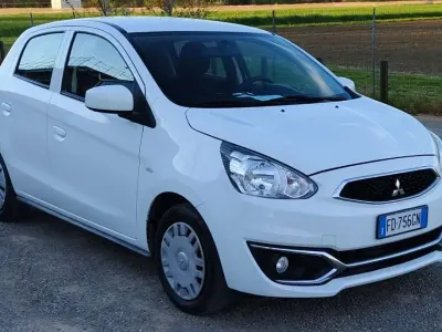 Occasion Mitsubishi Space Star Invite 71 ch (52 kW) 2016 Blanc Citadine