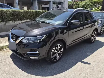 Usata Nissan Qashqai N-Connecta 116 CV (85 kW) 2020 Nero SUV