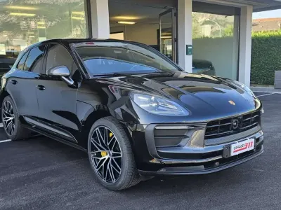 Usata Porsche Macan T 265 CV (194 kW) 2023 Nero met SUV