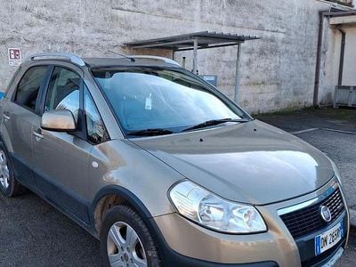 Usata Fiat Sedici 120 CV (88 kW) 2008 Marrone SUV