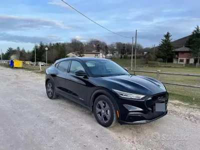 Occasion Ford Mustang Mach-E 100 kW (136 ch) 2021 Noir SUV