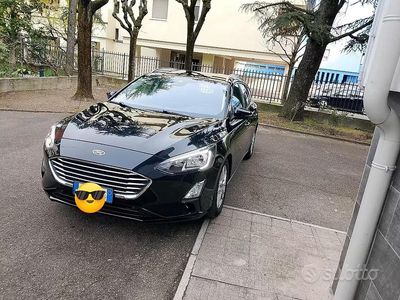 Begagnad Ford Focus Business Edition 120 HK (88 kW) 2020 Svart Kombi