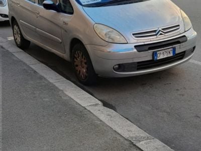 Usata Citroën Xsara 109 CV (80 kW) 2004 Grigio Monovolume