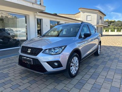 Usata Seat Arona Style 95 CV (69 kW) 2018 Argento SUV