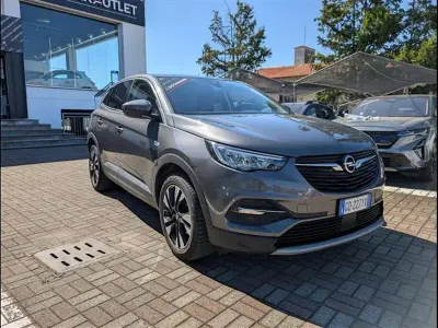 Usata Opel Grandland X Elegance 131 CV (96 kW) 2021 Grigio scuro SUV