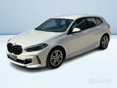 Usata BMW 116 M Sport 109 CV (80 kW) 2023 Bianco Utilitaria