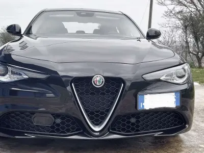 Usata Alfa Romeo Giulia Super 160 CV (117 kW) 2019 Berlina