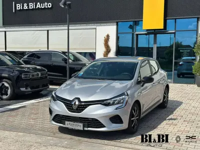 Begagnad Renault Clio V Equilibre 101 HK (74 kW) 2023 Other Sedan