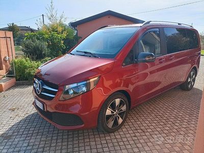 Usata Mercedes V220 Edition 2022 Rosso Monovolume