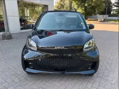 Usata Smart ForTwo Coupé 41 kW (56 CV) 2021 Utilitaria