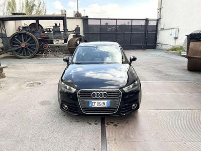 Usata Audi A1 Attraction 122 CV (89 kW) 2011 Nero Utilitaria