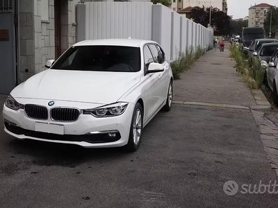 Usata BMW 318 Luxury Line 150 CV (110 kW) 2017 Bianco Station wagon
