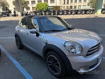 Usata Mini Cooper D Countryman 111 CV (81 kW) 2016 Grigio SUV
