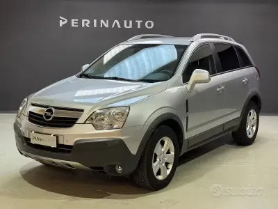 Usado Opel Antara Edition+ 140 CV (102 kW) 2008 Gris SUV