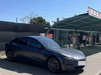 Usata Tesla Model 3 Standard Range Plus 225 kW (306 CV) 2021 Grigio Berlina