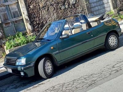 Usata Peugeot 205 Roland Garros 83 CV (61 kW) 1991 Verde Cabrio