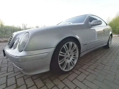 Usata Mercedes CLK200 Avantgarde 163 CV (119 kW) 2001 Coupé