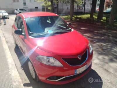 Occasion Lancia Ypsilon 69 ch (50 kW) 2018 Rouge Citadine