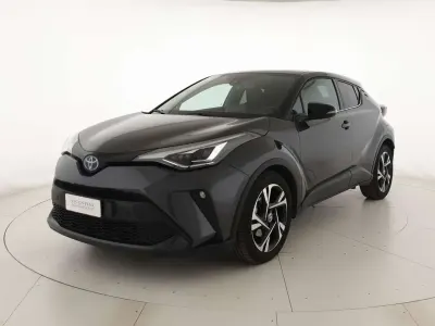 Usata Toyota C-HR Trend 184 CV (135 kW) 2022 Grigio metallizzato scuro SUV
