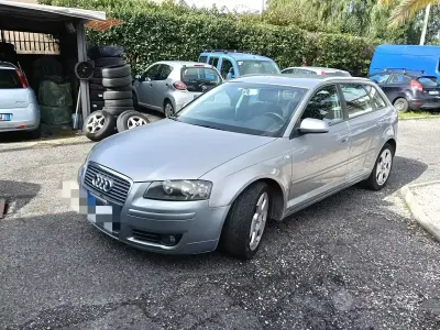 Usata Audi A3 Ambiente 140 CV (102 kW) 2005 Grigio Utilitaria