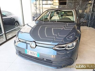 Usata VW Golf VII Sport 116 CV (85 kW) 2020 Grigio Berlina