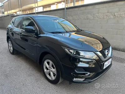 Usata Nissan Qashqai 131 CV (96 kW) 2017 Nero SUV