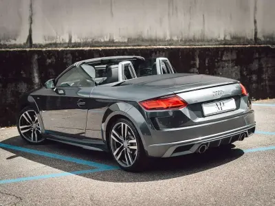 Usata Audi TT Roadster Ambiente 197 CV (144 kW) 2020 Grigio Cabrio