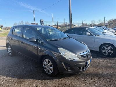 Usata Opel Corsa 95 CV (69 kW) 2011 Blu Utilitaria