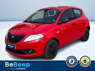 Usata Lancia Ypsilon 69 CV (50 kW) 2019 Rosso pastello Utilitaria