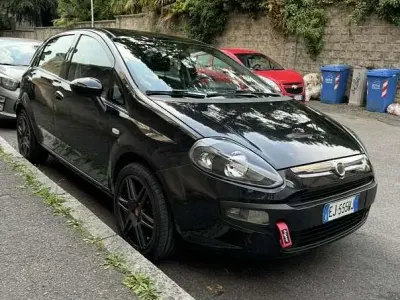 Usata Fiat Grande Punto S 69 CV (50 kW) 2012 Utilitaria