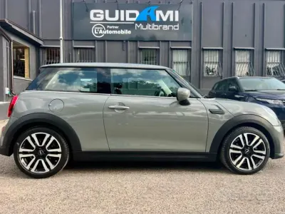 Usata Mini Cooper Classic 136 CV (100 kW) 2022 Utilitaria