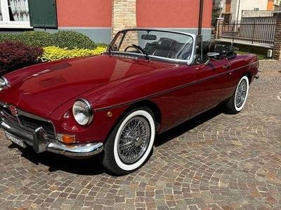 Usata MG B 113 CV (83 kW) 1974 Rosso Cabrio
