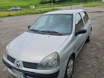 usata Renault Clio II 1.2 5 porte RN