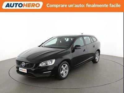 Usata Volvo V60 Kinetic 119 CV (87 kW) 2018 Nero Station wagon