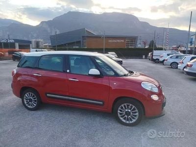 Usata Fiat 500L Living 105 CV (77 kW) 2014 Rosso Monovolume