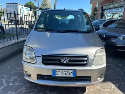 Gebraucht Suzuki Wagon R+ GL 94 PS (69 kW) 2005 Grau Van / Kleinbus