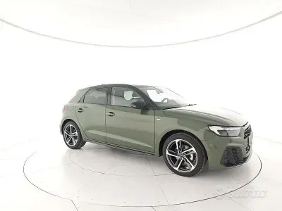 Nuova Audi A1 Business 116 CV (85 kW) 2025 Verde SUV