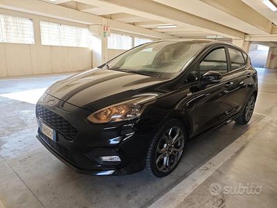 Usata Ford Fiesta 100 CV (73 kW) 2019 Nero Utilitaria