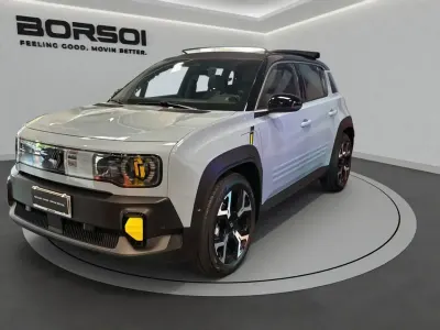 Nuova Renault 4 E-Tech Komfort 110 kW (150 CV) 2026 Blu celeste / tetto nero SUV