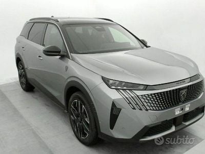 Nuova Peugeot 5008 GT 2025 Verde SUV