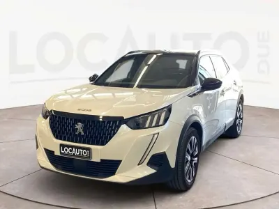 Usata Peugeot 2008 GT 131 CV (96 kW) 2023 Bianco SUV
